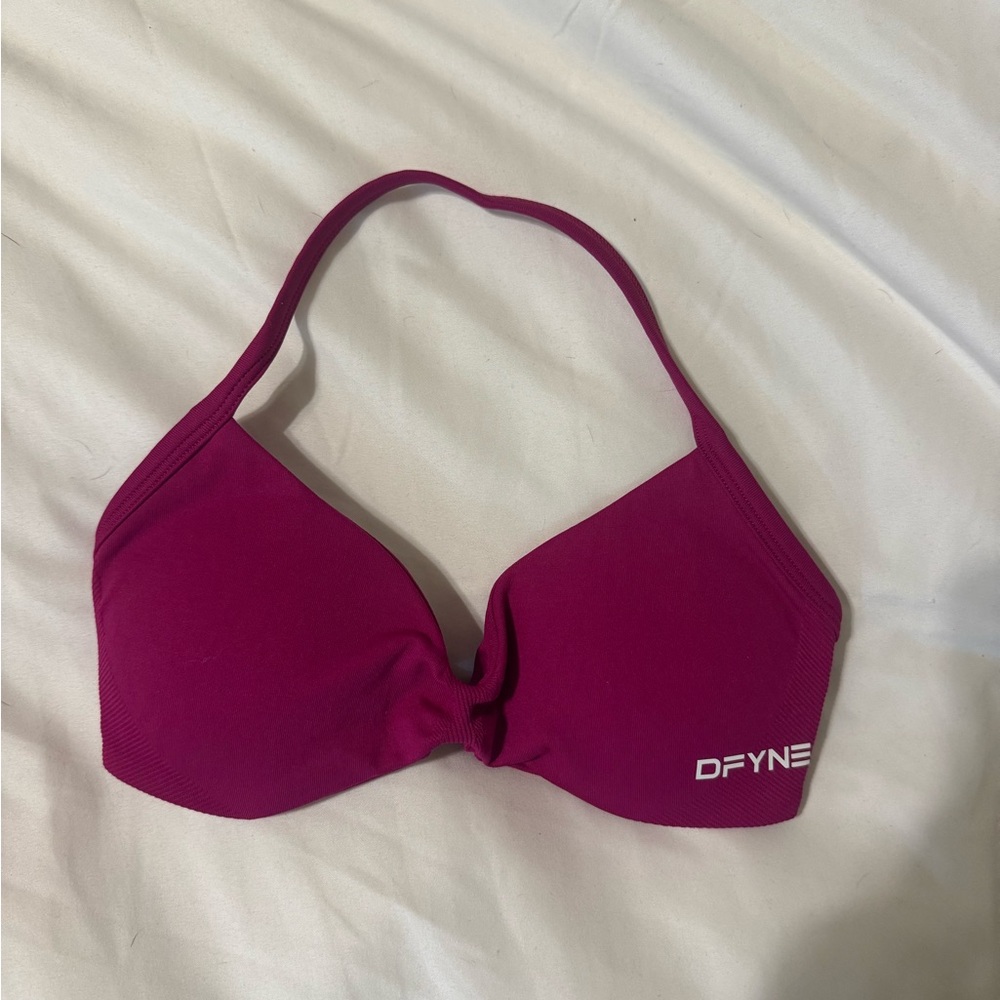 DFYNE Impact Strappy Halter Bra